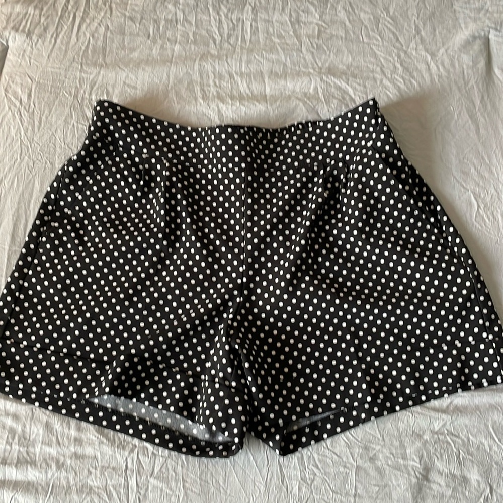 NY&C 7th Ave suiting collection shorts.